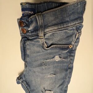 Arizona light blue mom jeans, size 3
